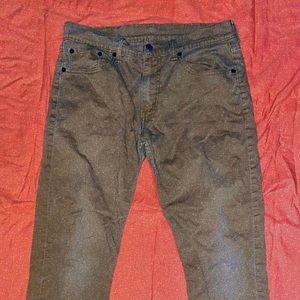 Brown Levi’s jeans